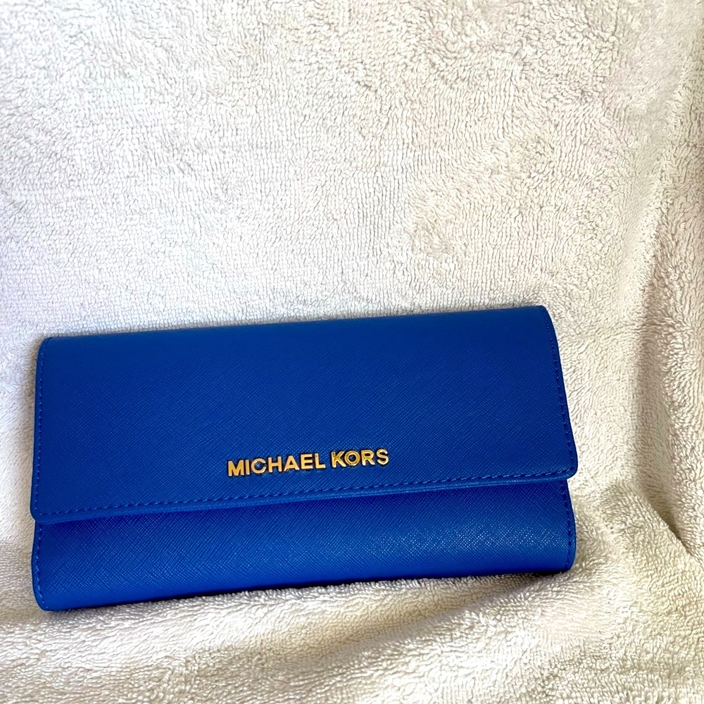Michael kors Jet set travel wallet